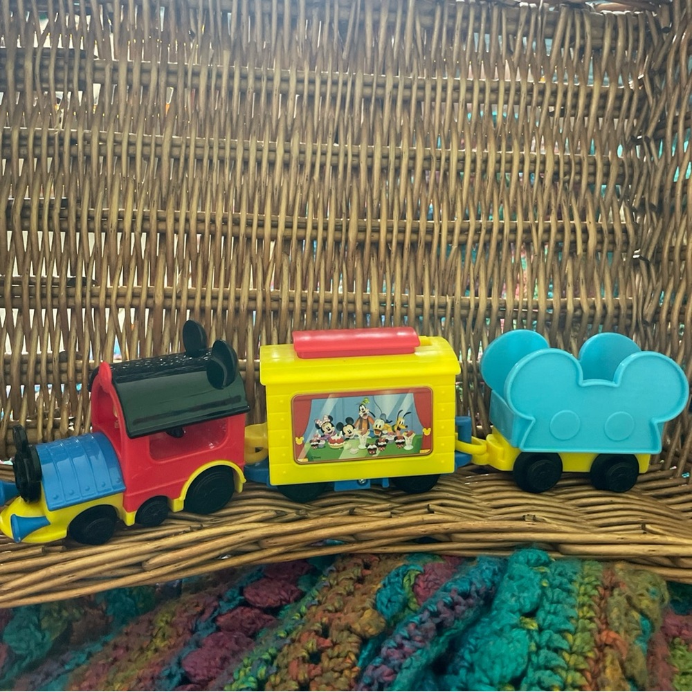 Disney Just Play Mickey Train Engine and Train Car with two trailers Tested